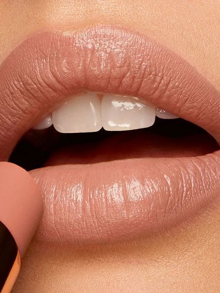 Зволожувальна помада Kiko Hydra Shine Lip Stylo 15 2 г 2763386944 фото